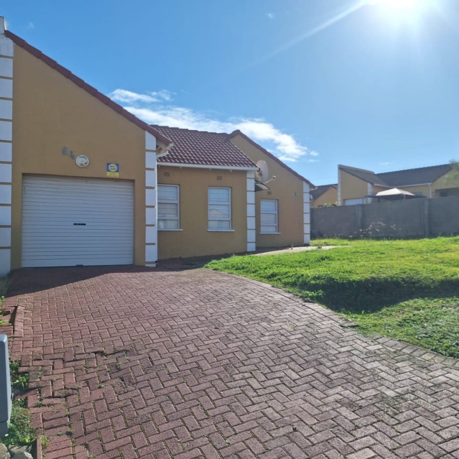2 Bedroom Property for Sale in Beacon Bay Eastern Cape